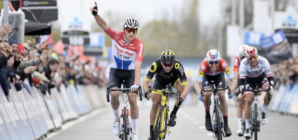 Mathieu van der Poel by jel rd na odloenou Tour de France