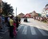 Podkrkono�sk� maraton 2009 - div�ky zapln�n� n�m�st� p�ed startem
