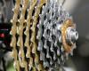 Shimano & KCNC pod drobnohledem