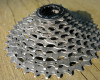 Shimano & KCNC pod drobnohledem