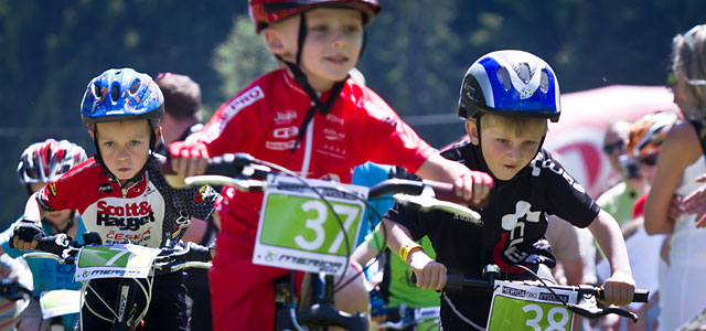 Dti ek cyklistick tour - Tour de Kids