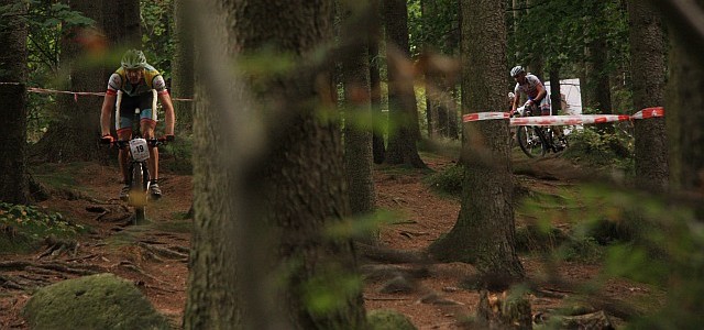 Finále Českého poháru v maratonu horských kol 2012 opět hostila osvědčená lokalita Broumovska. Specialized Rallye Sudety se jely už poosmnácté.