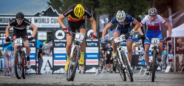 Světový pohár bikerů v Andoře odstartoval závod sprinterů. Vysoko v Pyrenejích se představil i čerstvý majitel titulu mistra republiky Jan Nesvadba....