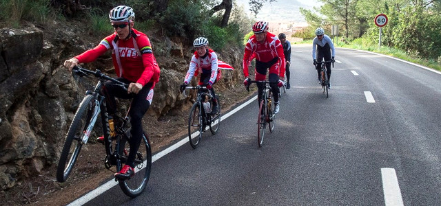 Příjemnějšího středomořského klimatu v těchto dnech využívá většina cyklistů k tréninku na nadcházející sezonu. Na Mallorce je téměř celá reprezentace...