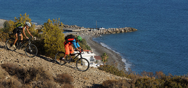 Mallorka, Kypr, Kanrsk ostrovy.... destinace cyklistm vce ne znm. Ale i Krta nabz pardn biking...