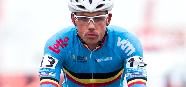 Asi nejsledovanější muž šampionátu v Táboře, legenda cyklokrosu Sven Nys. Na titul si nevěří, ale stejně se na místní podmínky vybavil galuskami se skleněnými střepinami!