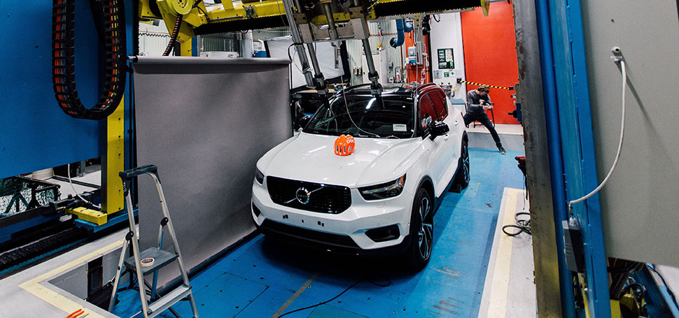 POC a Volvo vyvinuly speciln crash test 