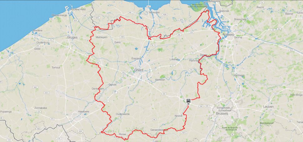 Belgičan Oliver Naesen vzal parťáka a objeli si 400 km kolem Flander. Jak takový "výlet" vypadá v řeči čísel?