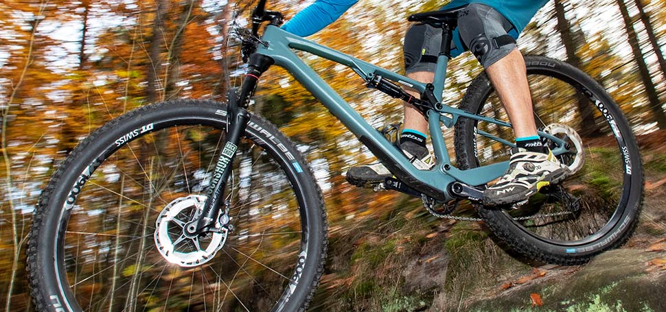 Fotogalerie: Superior XF 999 TR