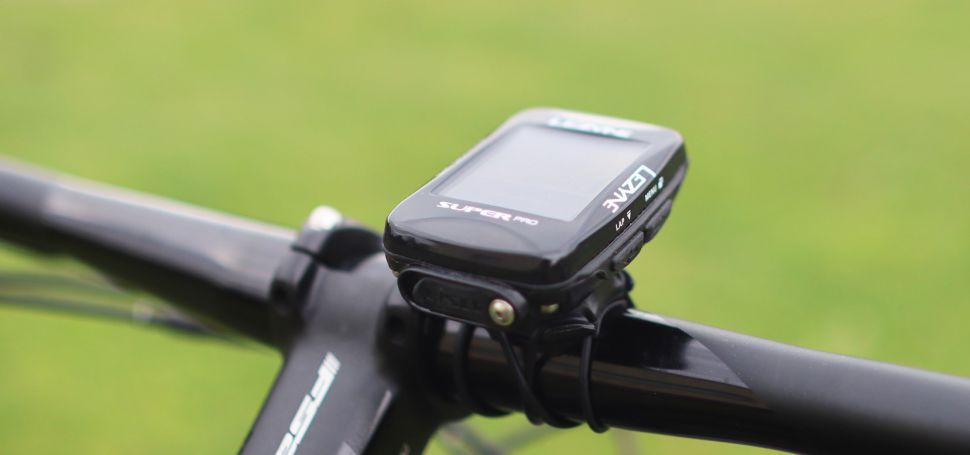 V dnešním krátkém testu z oblasti cyklo elektroniky se podíváme na cenově dostupný GPS přístroj Lezyne Super Pro...