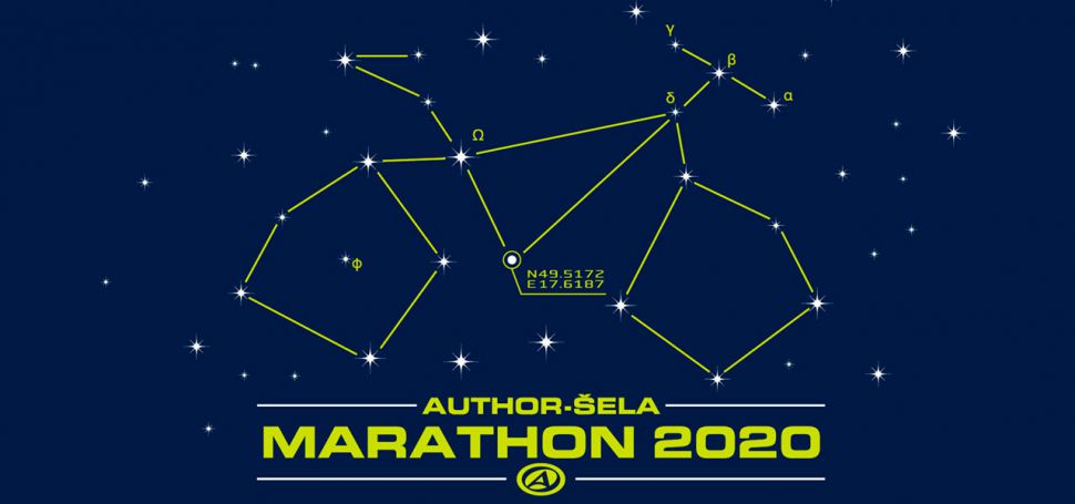 Author Šela Marathon s novým tričkem "všechno je ve hvězdách"