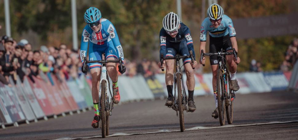 15 českých reprezentantů se postaví na start cyklokrosového mistrovství Evropy v Namuru