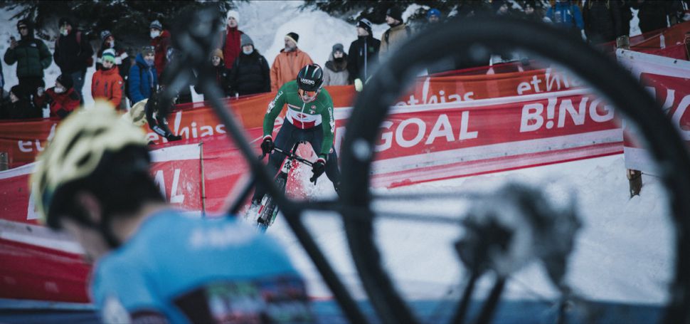 Světový pohár v cyklokrosu se vrací na sníh, jede se Val di Sole