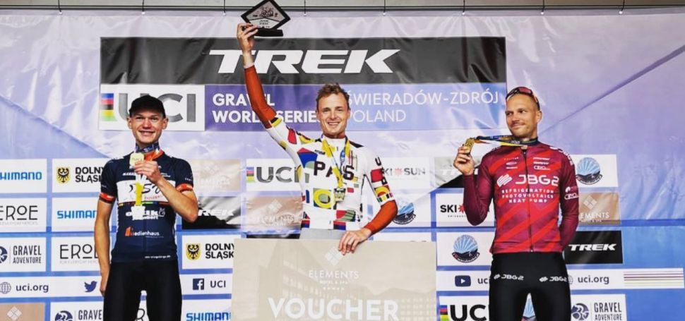 Petr Vakoč vítězí v závodě světové gravelové série