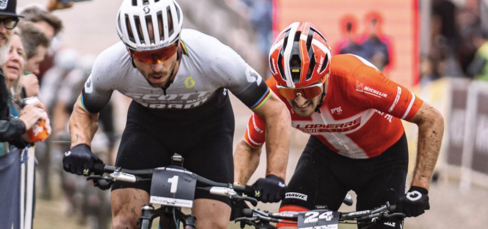 Nino Schurter zahájí olympijskou sezonu na Cape Epicu, překvapivě s Dánem Carstensenem v dresu nadace World Bicycle Relief...
