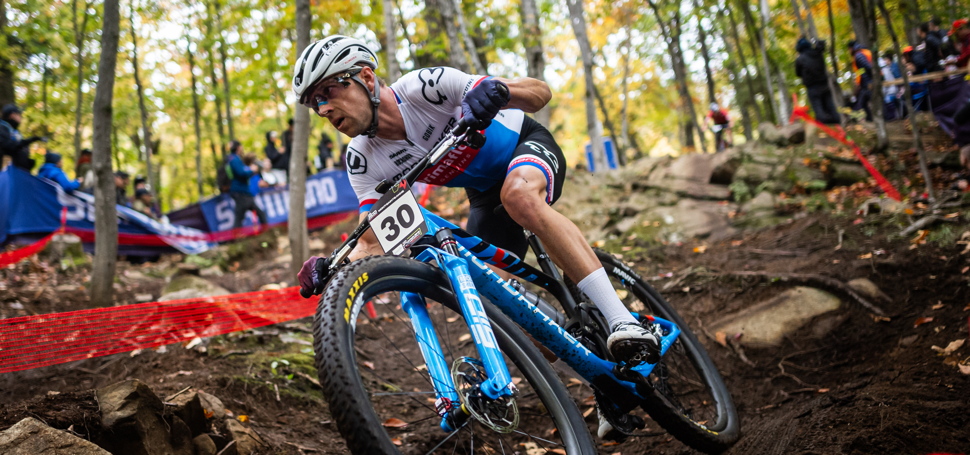 Velk fotogalerie z finlovho zvodu Svtovho pohrhu horskch kol Cross-Country v kanadskm Mont Sainte Anne ...