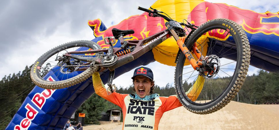 Jackson Goldstone vtzem Red Bull Hardline Tasmania