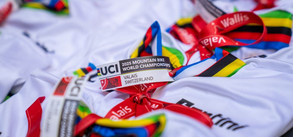Startuje mistrovstv svta MTB. Na spolen ampiont ve vcarsku m 36 ech 