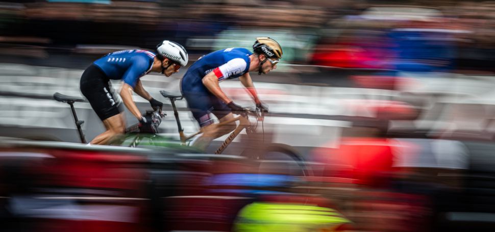 Fotogalerie ze svtovho ampiontu v Short-Tracku, kter se jel ve vcarskm Zermattu ...