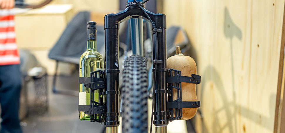 Druhv poad z obrazovch fotogaleri z letonho festivalu hand-made vrobc Bespoked m hlavn tma komponenty...