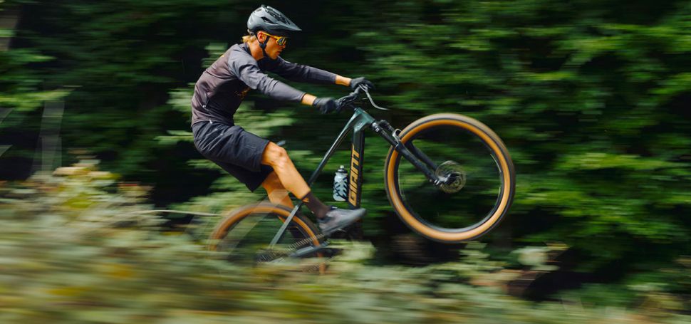 Giant uvádí lehčí a chytřejší Talon E+