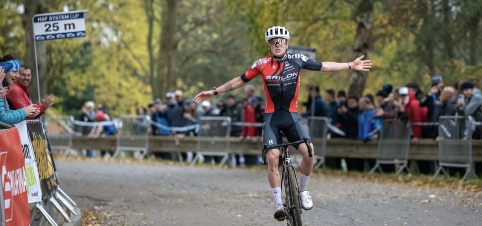 Na domc scn meme posledn tdny sledovat napnav souboje. Nyn stojme ped evropskm ampiontem, jak si mlad jezdec povede?