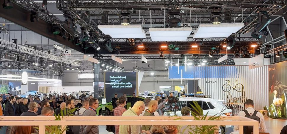 Veletrh čisté mobility láká na pražské PVA výstaviště na nejnovější elektromobily, ale také mezinárodní konferenci, nebo festival elektrokol s možností jejich otestování...