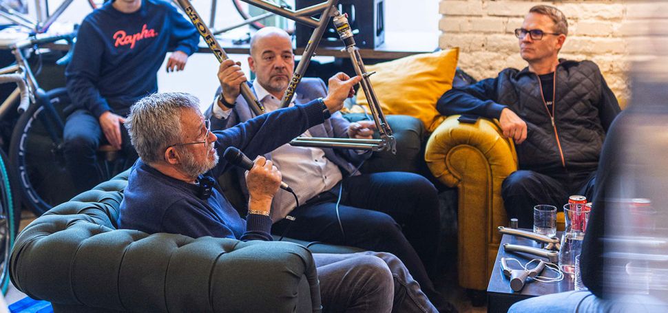 Nebvale velkmu zjmu se til po vce ne deseti letech sraz pznivc znaky Morati, na kterm se probrala mimo jin i minulost abudoucnost eskho titanu...