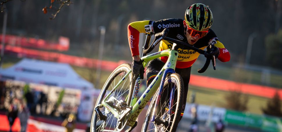 Thibau Nys byl v Tboe jinde. Me ohrozit van der Poela i van Aerta, mn Niels Albert