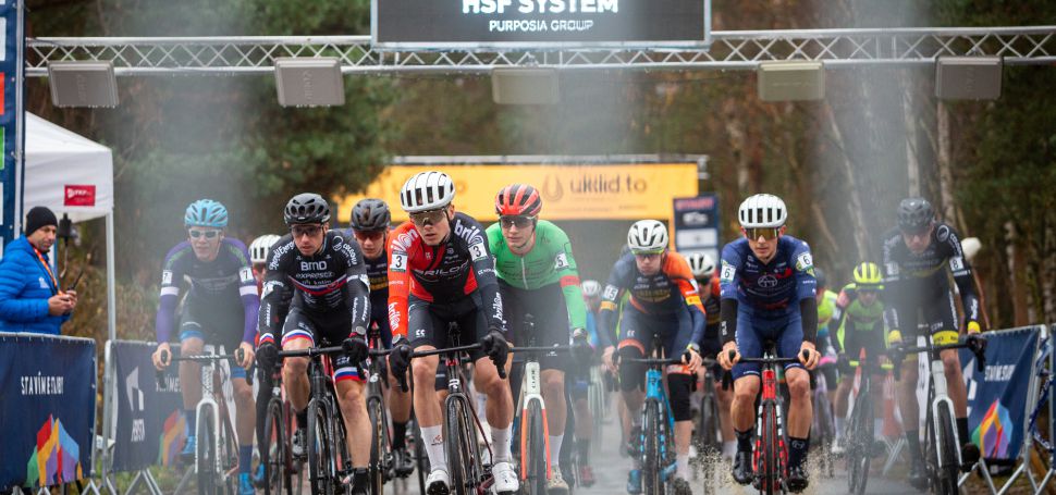 Závěrečný díl Českého poháru v cyklokrosu se jede na Holých Vrších