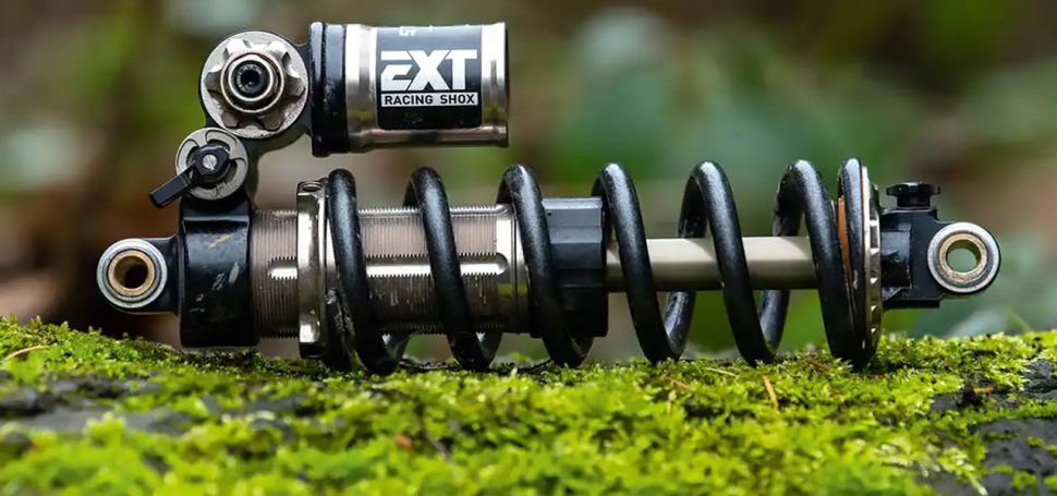 Nov� �ra pro Extreme Racing Shox