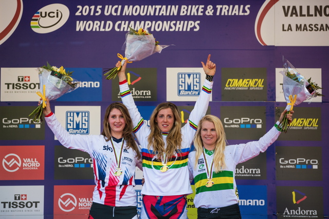 MS MTB 2015 - Andorra DHI stupně vítězů ženy