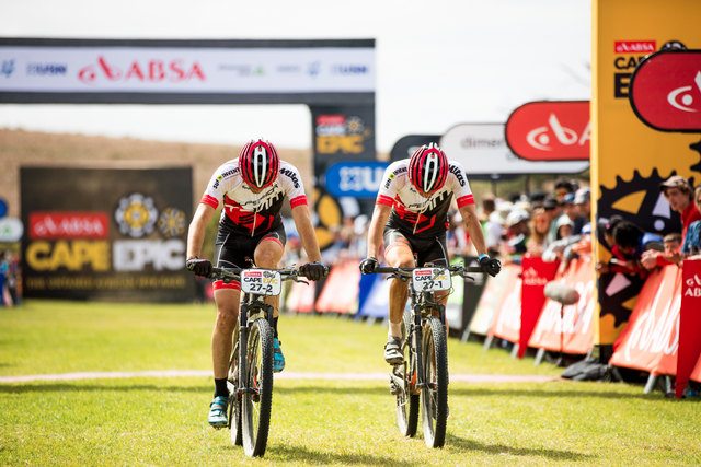 Filip Adel a Jan Jobnek po 8. etap Cape Epic 2016