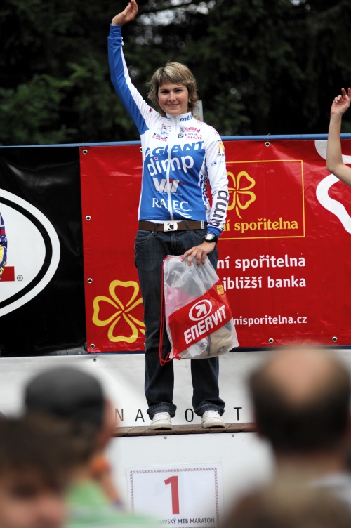 XI. BELL umavsk maraton '08: Jitka karnitzlov vtzkou na 25km