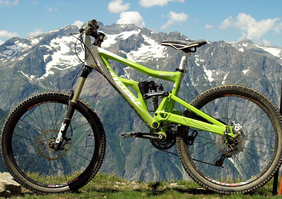 Cannondale MOTO Carbon 3