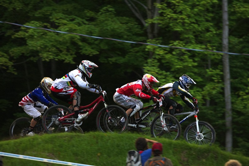 Nissan UCI MTB World Cup 4X/DH #7 - Bromont 1.8. 2009 - "Tam Slvik" jako druh