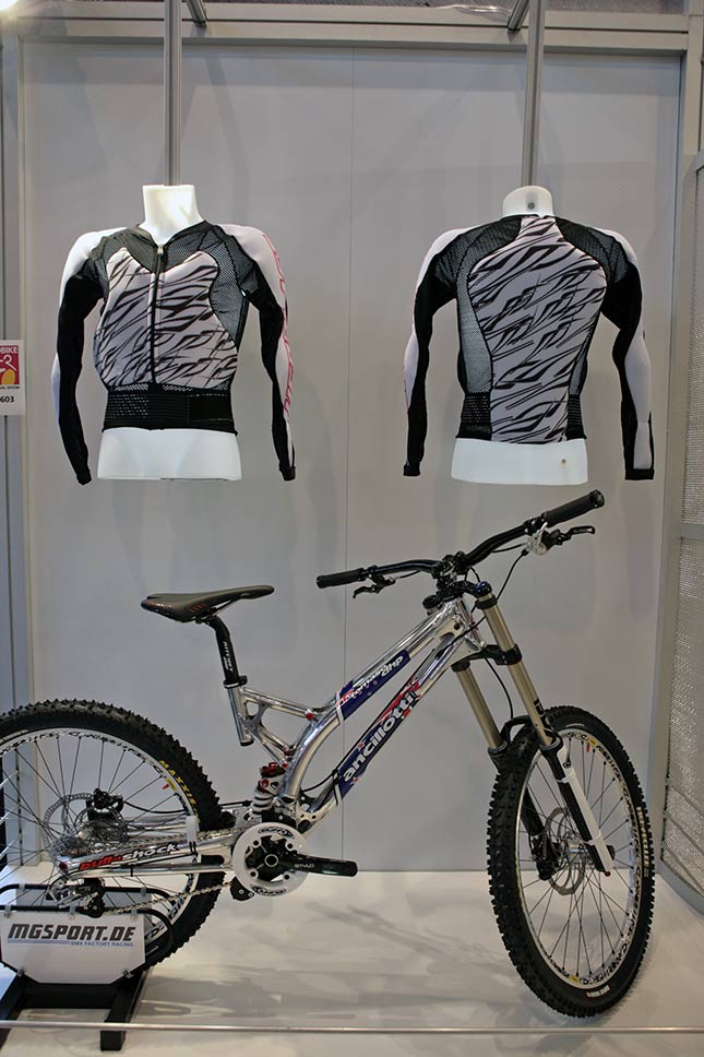 Ufo 2010 na Eurobike 2009