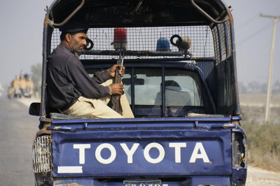 Policejn doprovod je v Pakistanu nutnost