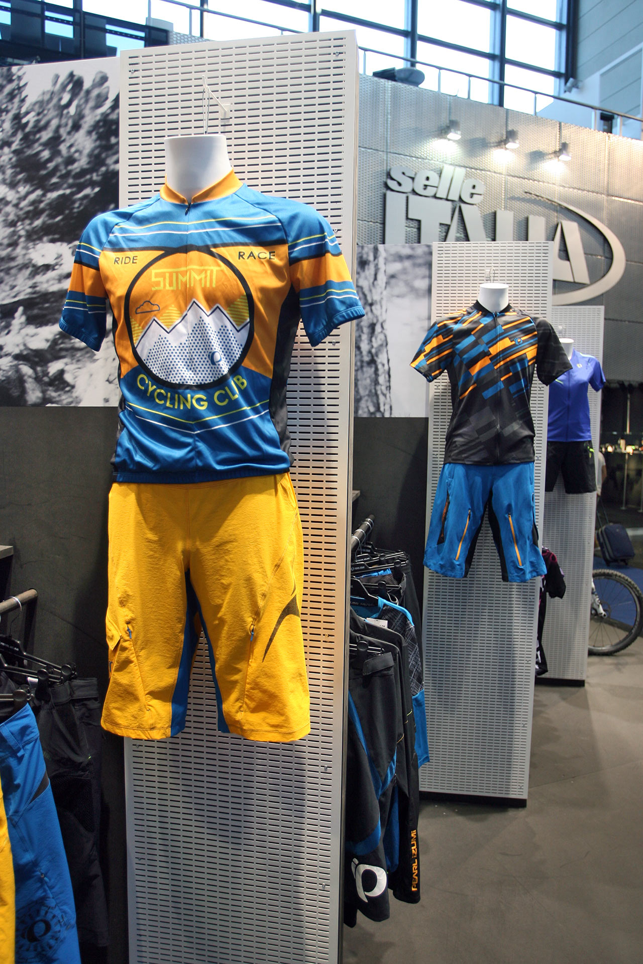 Pearl Izumi - Eurobike 2013