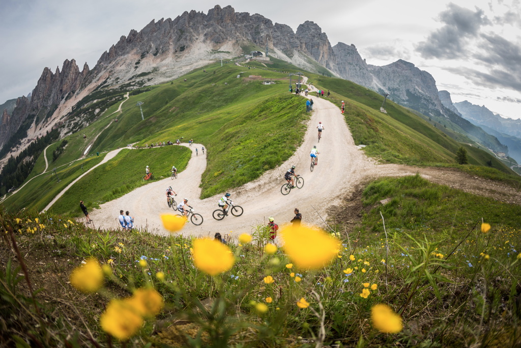 rann Passo Gardena za naht