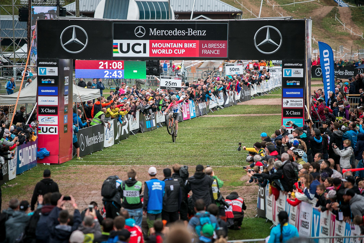 Mathieu van der Poel vyhrv tet zvod XCC