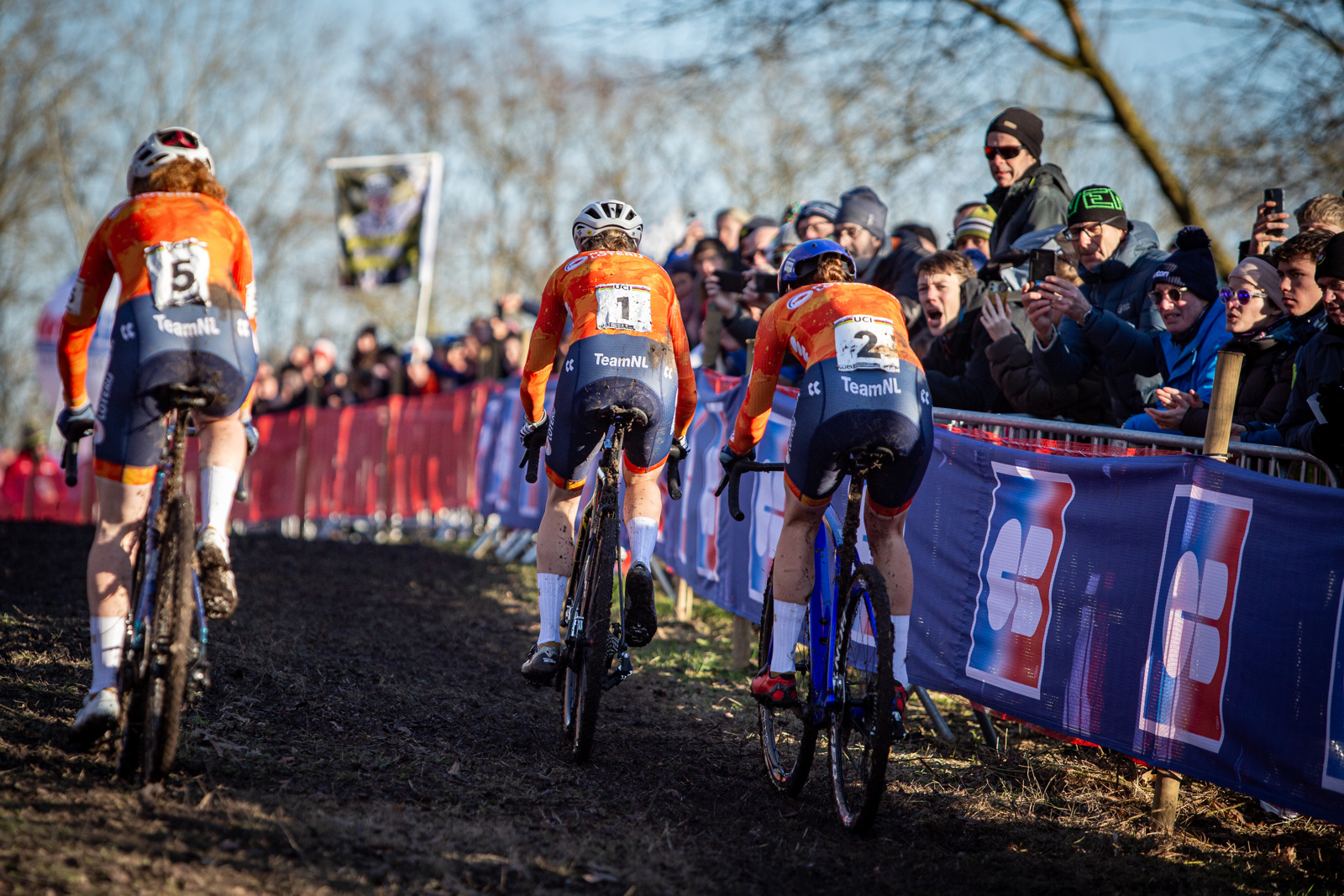 MS v cyklokrosu - Livin 2025 - "Oranje strijd"