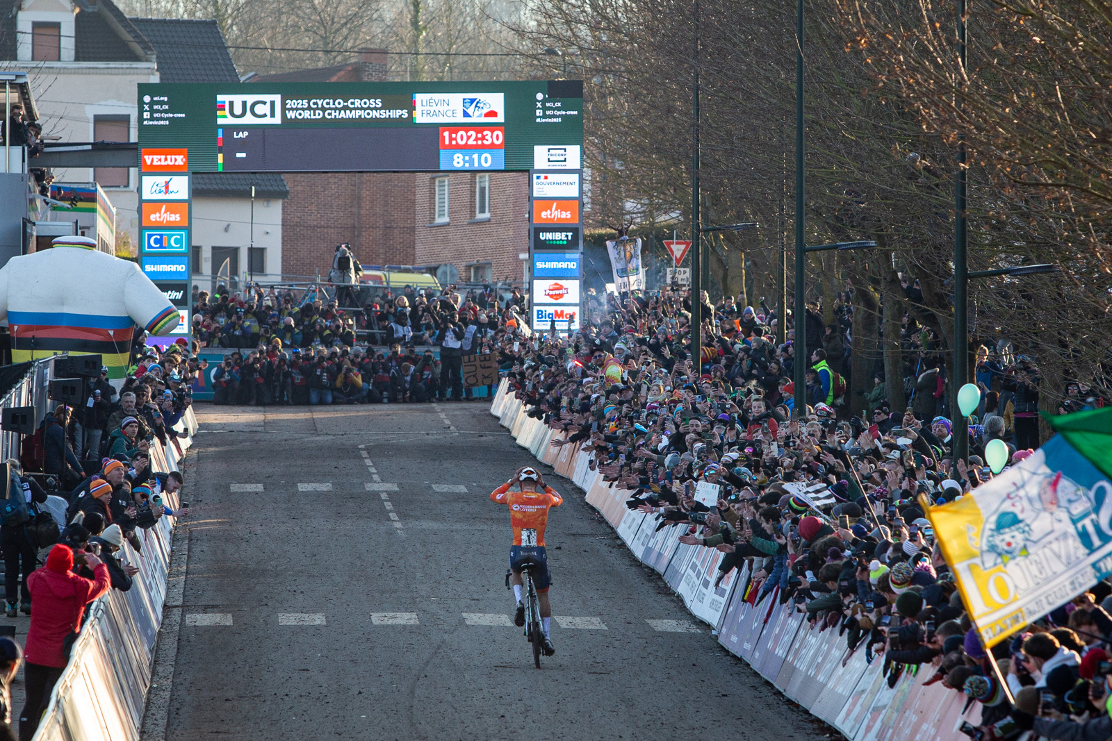 MS v cyklokrosu - Livin 2025 - je to tak bore, je to tak...