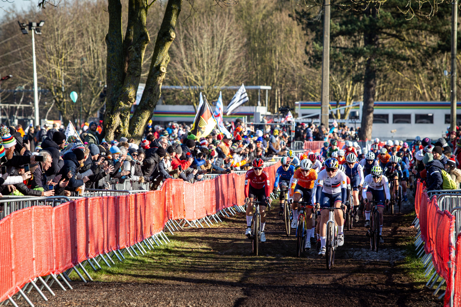 MS v cyklokrosu - Livin 2025 - eny U23