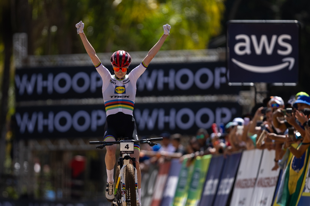 Holmgren vtz mezi enami do 23 let