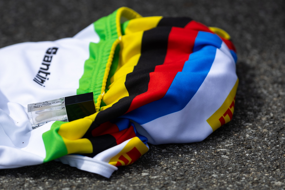 Ve, co potebuje Evie Richards