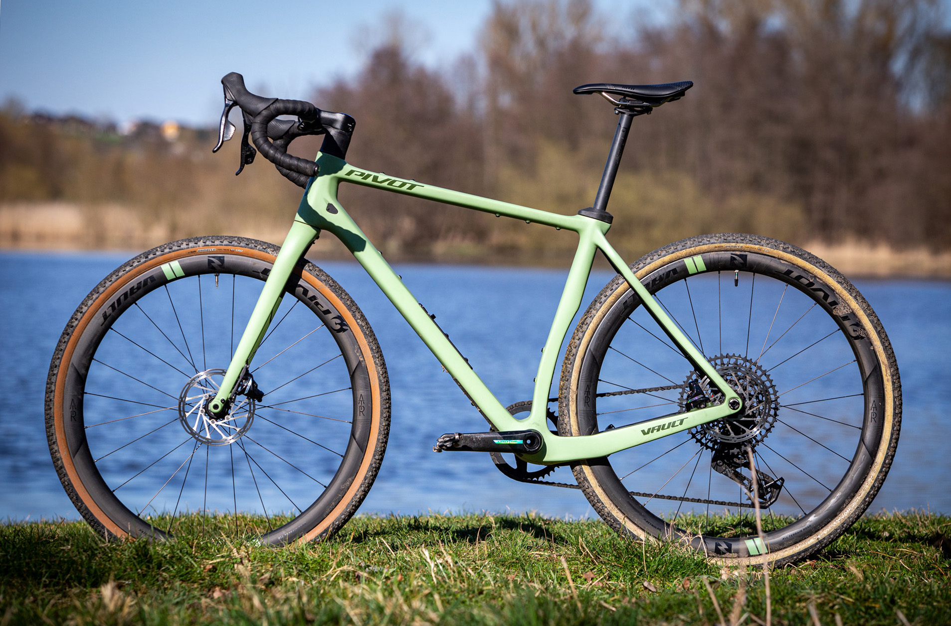 Pivot Vault Team Force/X0 Wide Range AXS