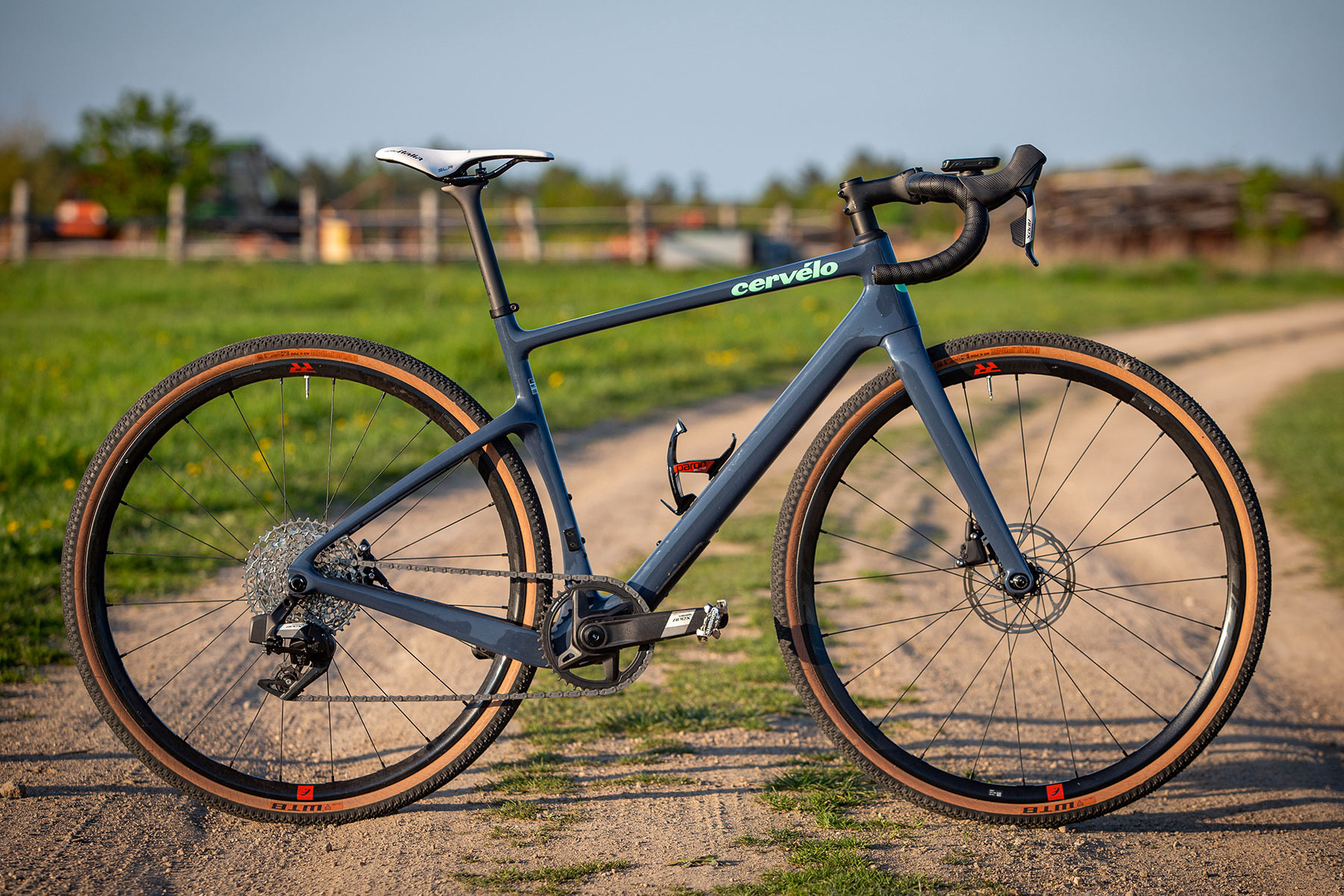 Cervlo spero Apex XPLR AXS