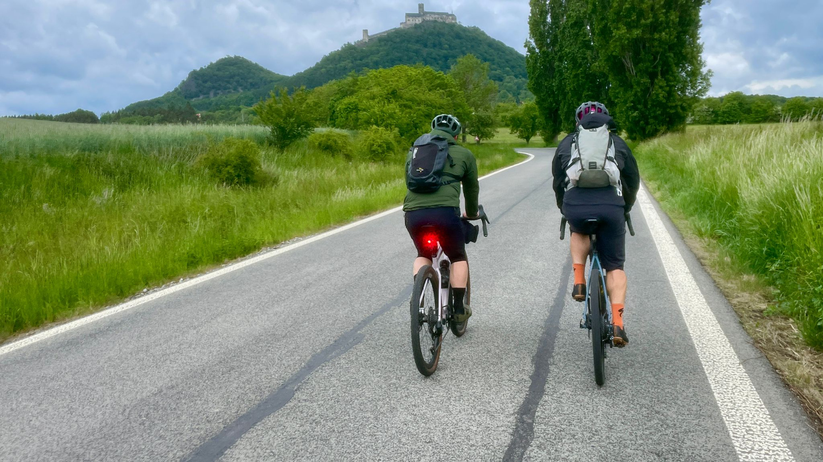 Gravel plt CST Overton & Pika 700x45c