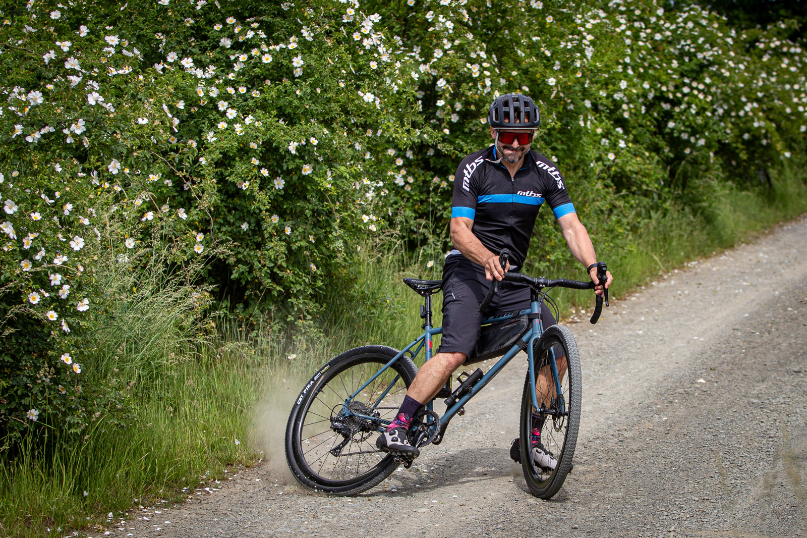 Gravel plt CST Overton & Pika 700x45c